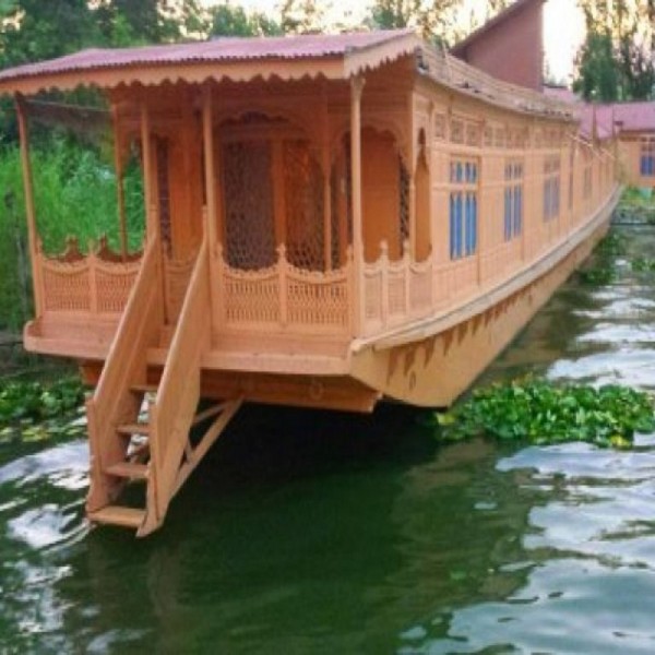 Kashmir Houseboat Tour With Sonmarg And Pahalgam 4N/5D